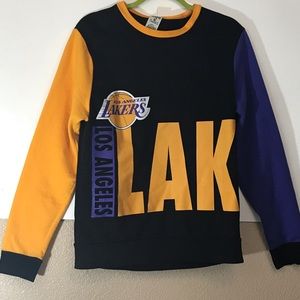 Las Angelos Lakers sweatshirt.  Women size Medium